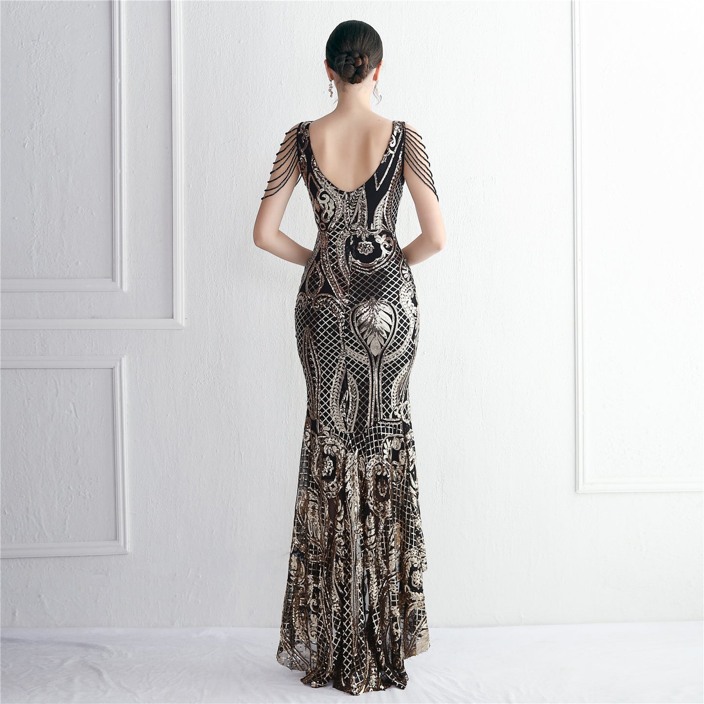 ROBE DE SOIRÉE QUEUE DE POISSON À SEQUINS