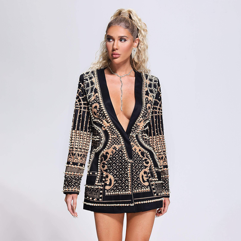 BLAZER NOIR ORNÉ DE PERLES