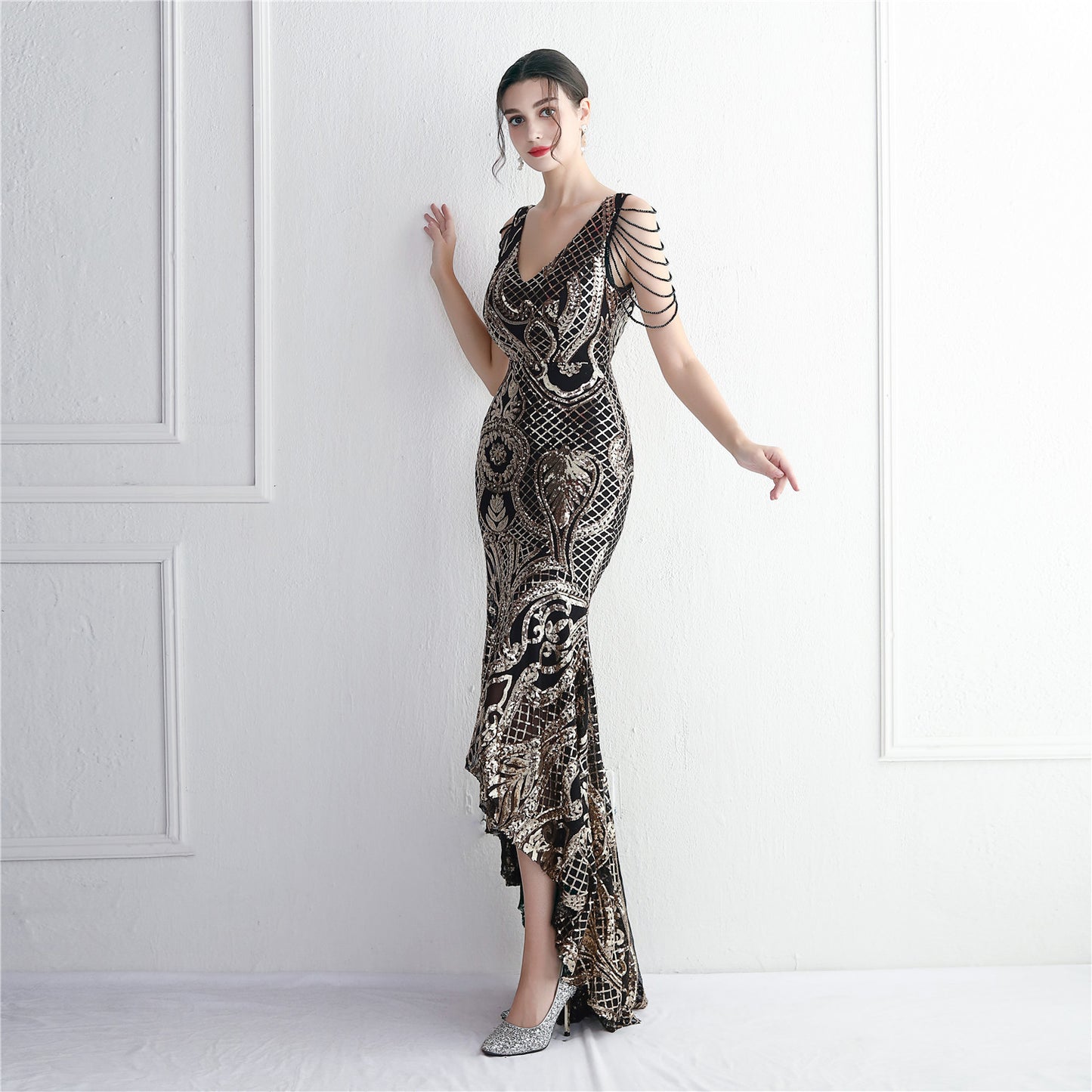 ROBE DE SOIRÉE QUEUE DE POISSON À SEQUINS