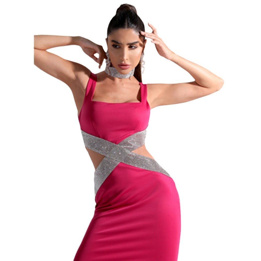 ROBE MOULANTE À BANDES