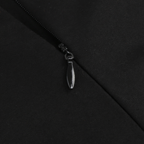 ROBE DE COCKTAIL LONGUE AVEC DÉTAIL ROSE