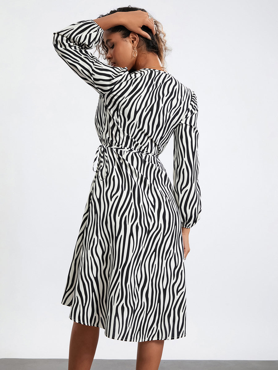 ROBE PORTEFEUILLE MOTIF ZÈBRE