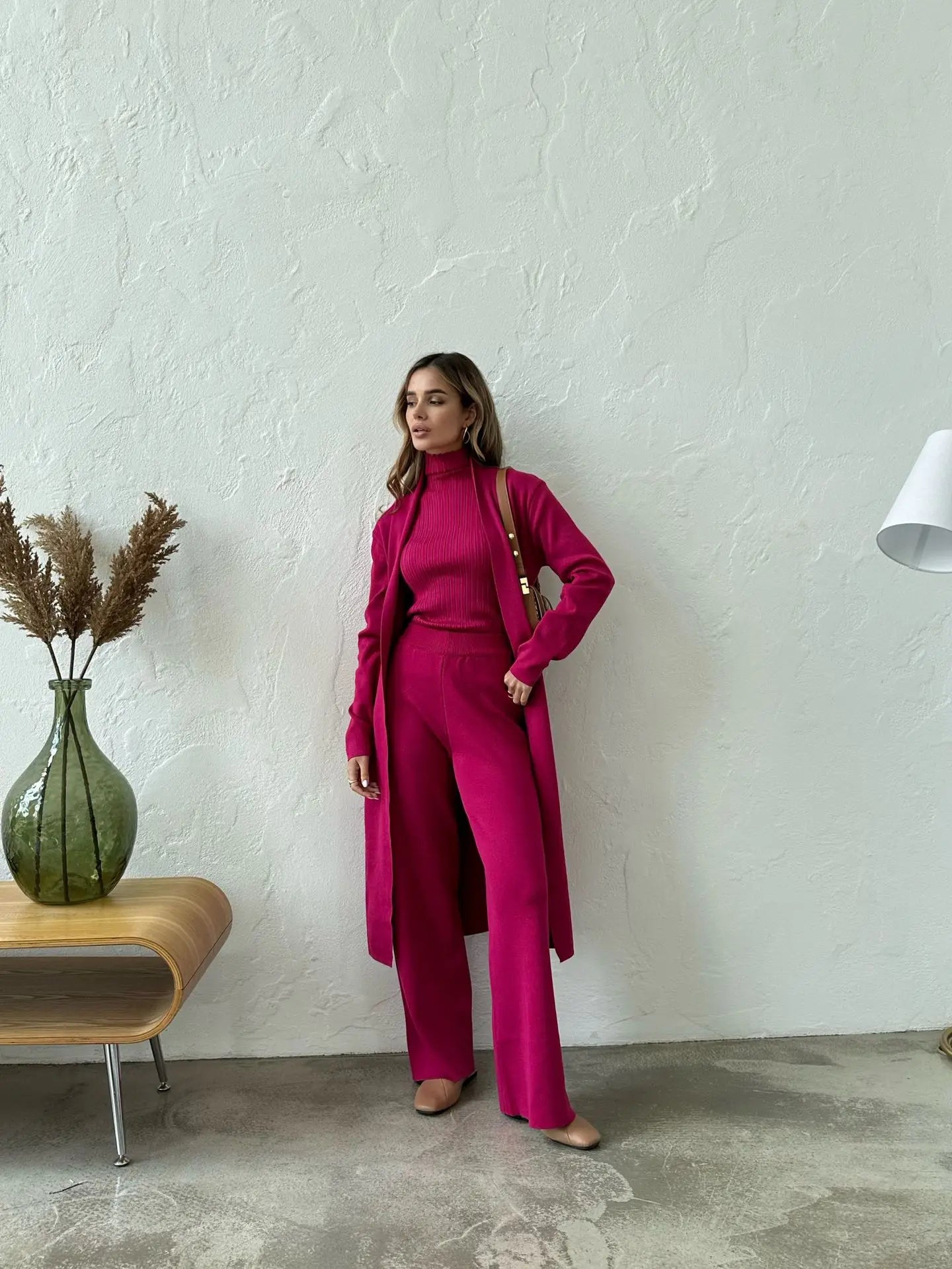 ENSEMBLE 3 PIÈCES EN MAILLE AVEC LONG GILET, PULL ET PANTALON