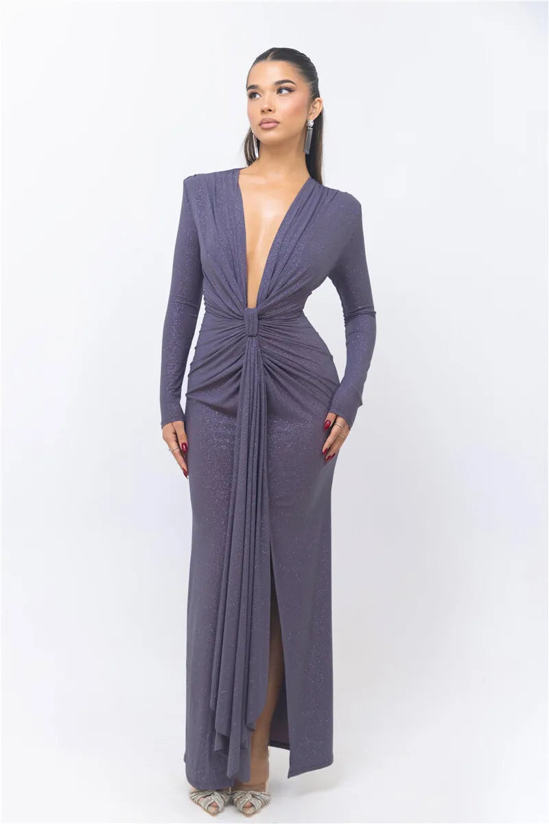 ROBE LONGUE AVEC DÉCOLLETÉ PLONGEANT