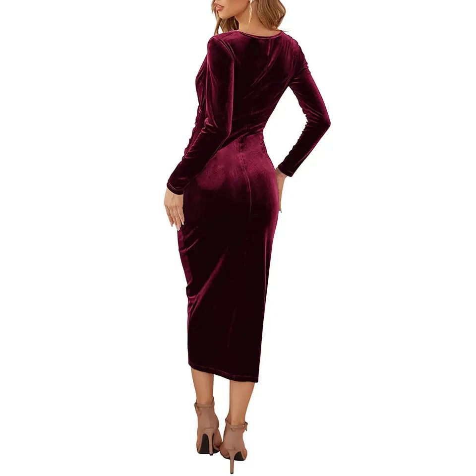 ROBE EN VELOUR MI-LONGUE ASYMÉTRIQUE