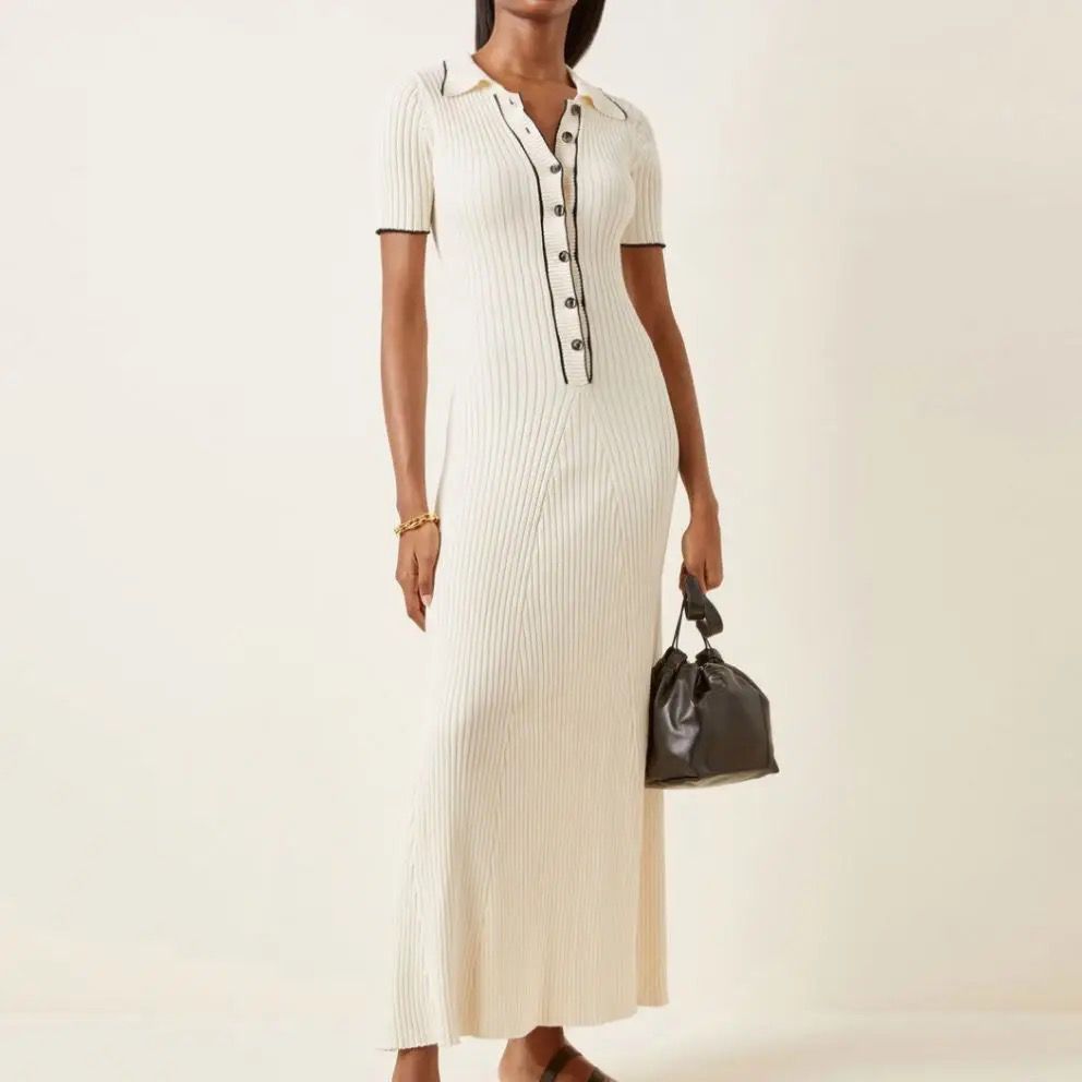 ROBE DÉCONTRACTÉE LONGUE BOUTONNÉE