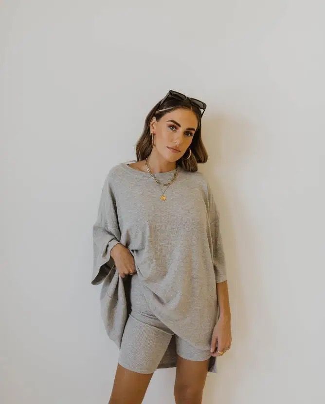 ENSEMBLE T-SHIRT AMPLE & SHORT MOULANT