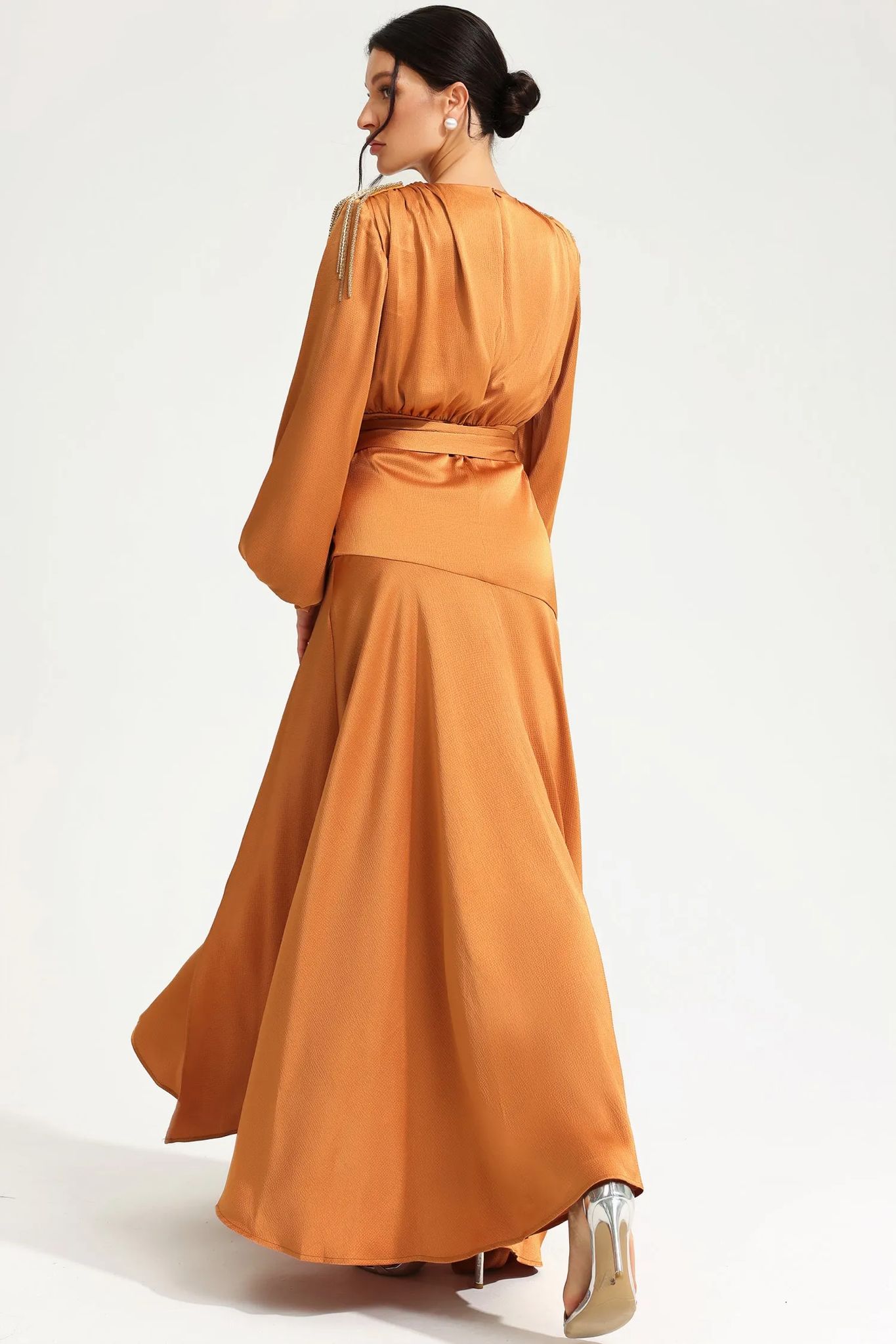 ROBE DE SOIRÉE LONGUE MANCHES LANTERNE
