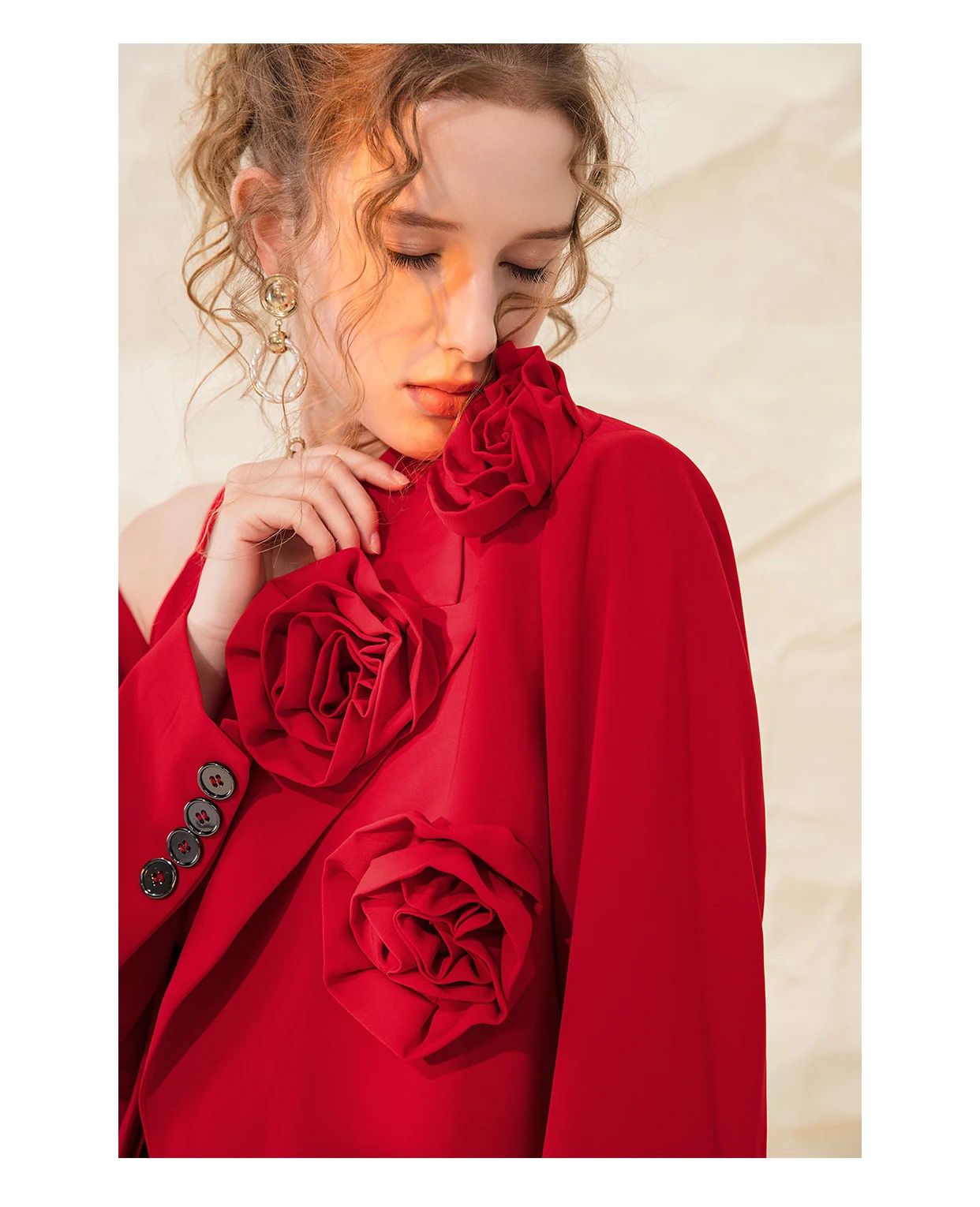 BLAZER ROUGE AVEC ROSES 3D