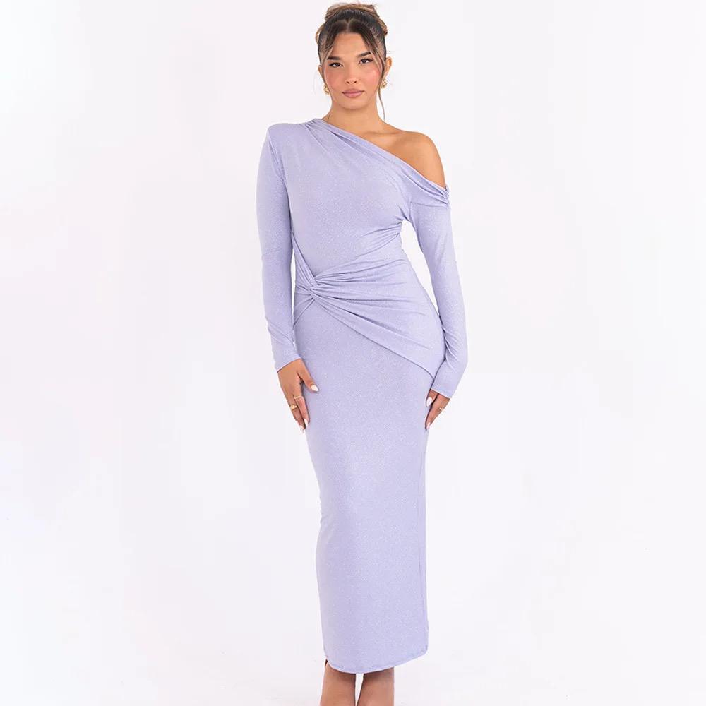 ROBE DE SOIRÉE LONGUE DRAPÉE À PAILETTES