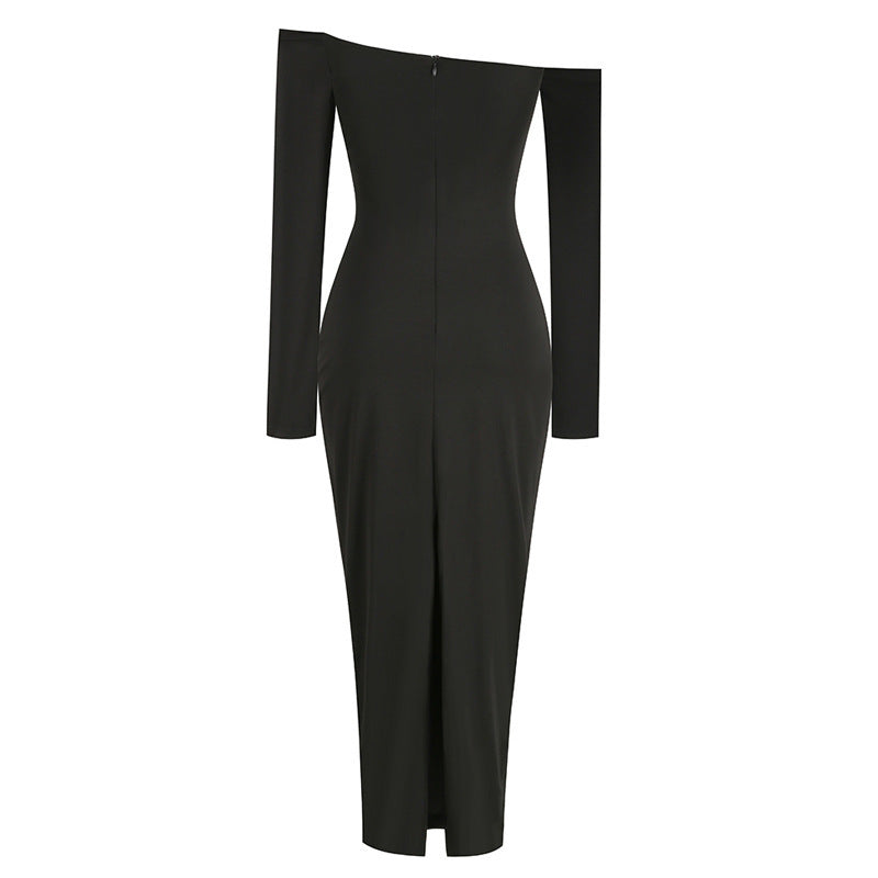 ROBE DE COCKTAIL LONGUE AVEC DÉTAIL ROSE