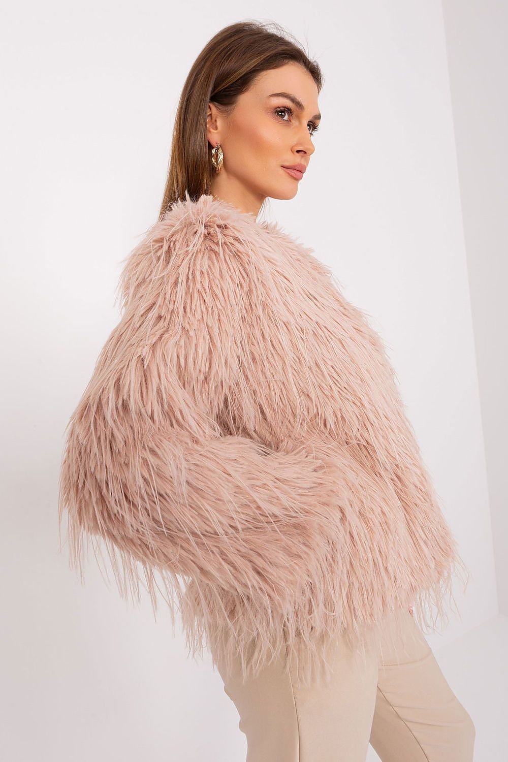 VESTE COURTE EN FAUSSE FOURRURE