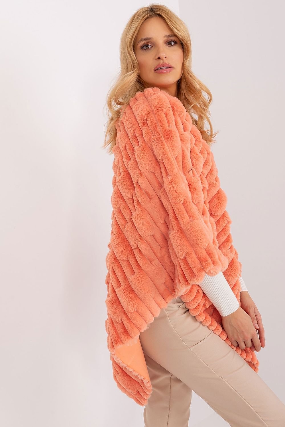 PONCHO TEXTURÉ AVEC DOUBLURE