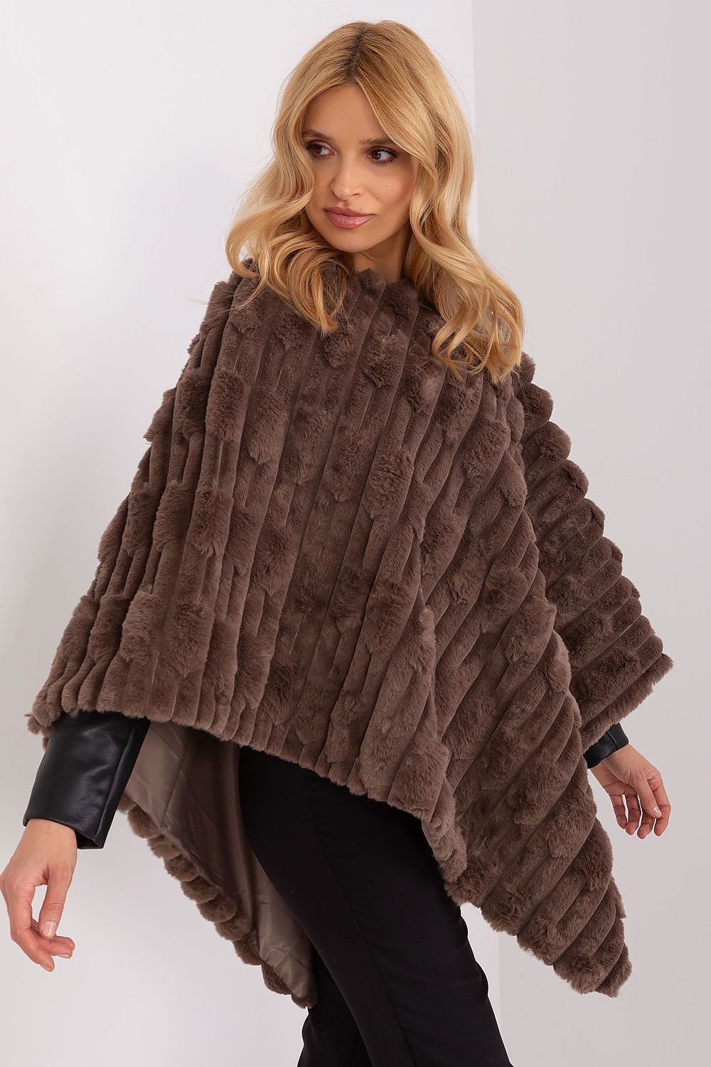 PONCHO TEXTURÉ AVEC DOUBLURE
