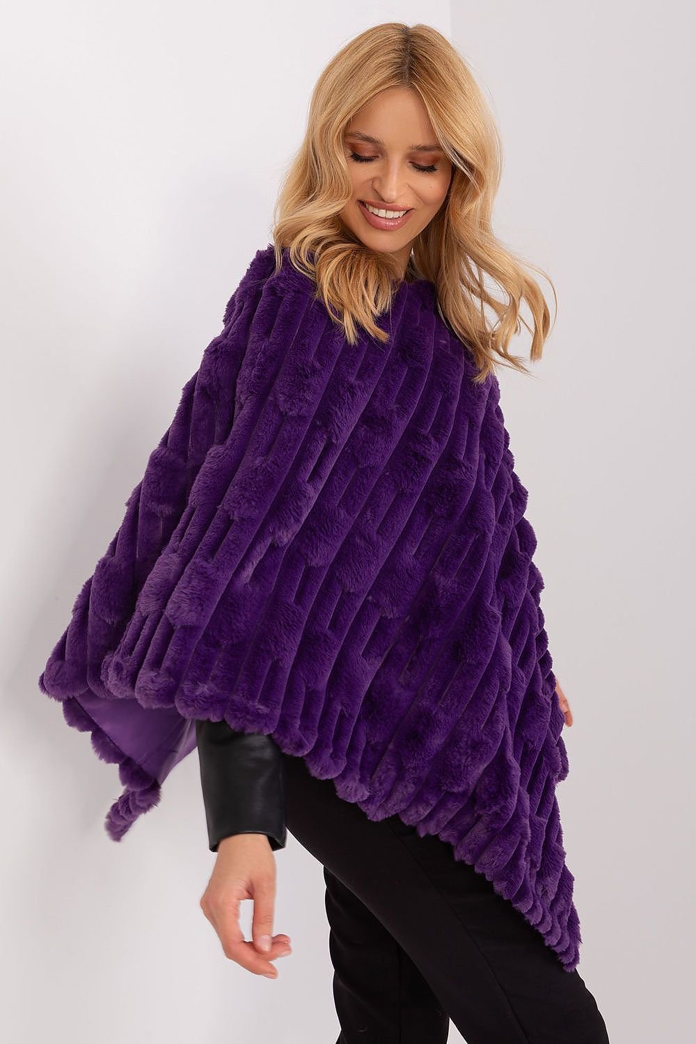 PONCHO TEXTURÉ AVEC DOUBLURE