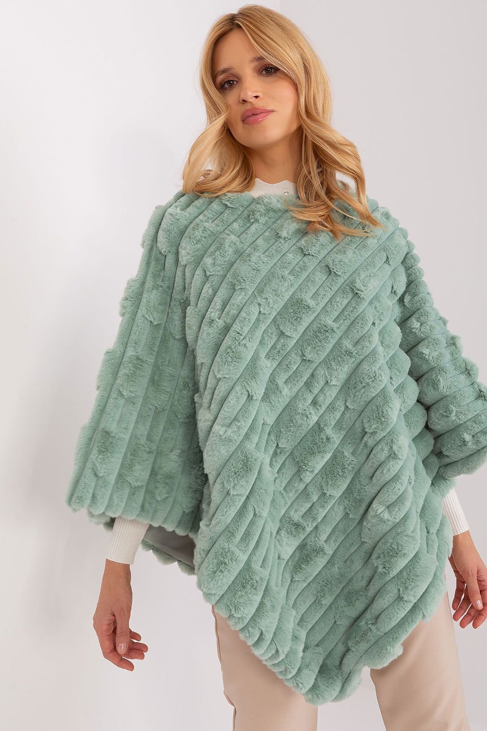PONCHO TEXTURÉ AVEC DOUBLURE