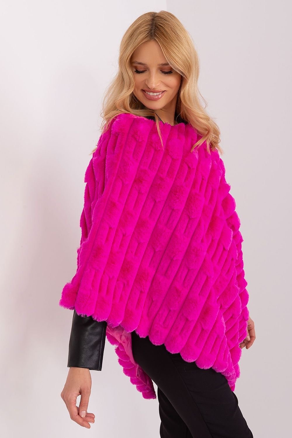 PONCHO TEXTURÉ AVEC DOUBLURE