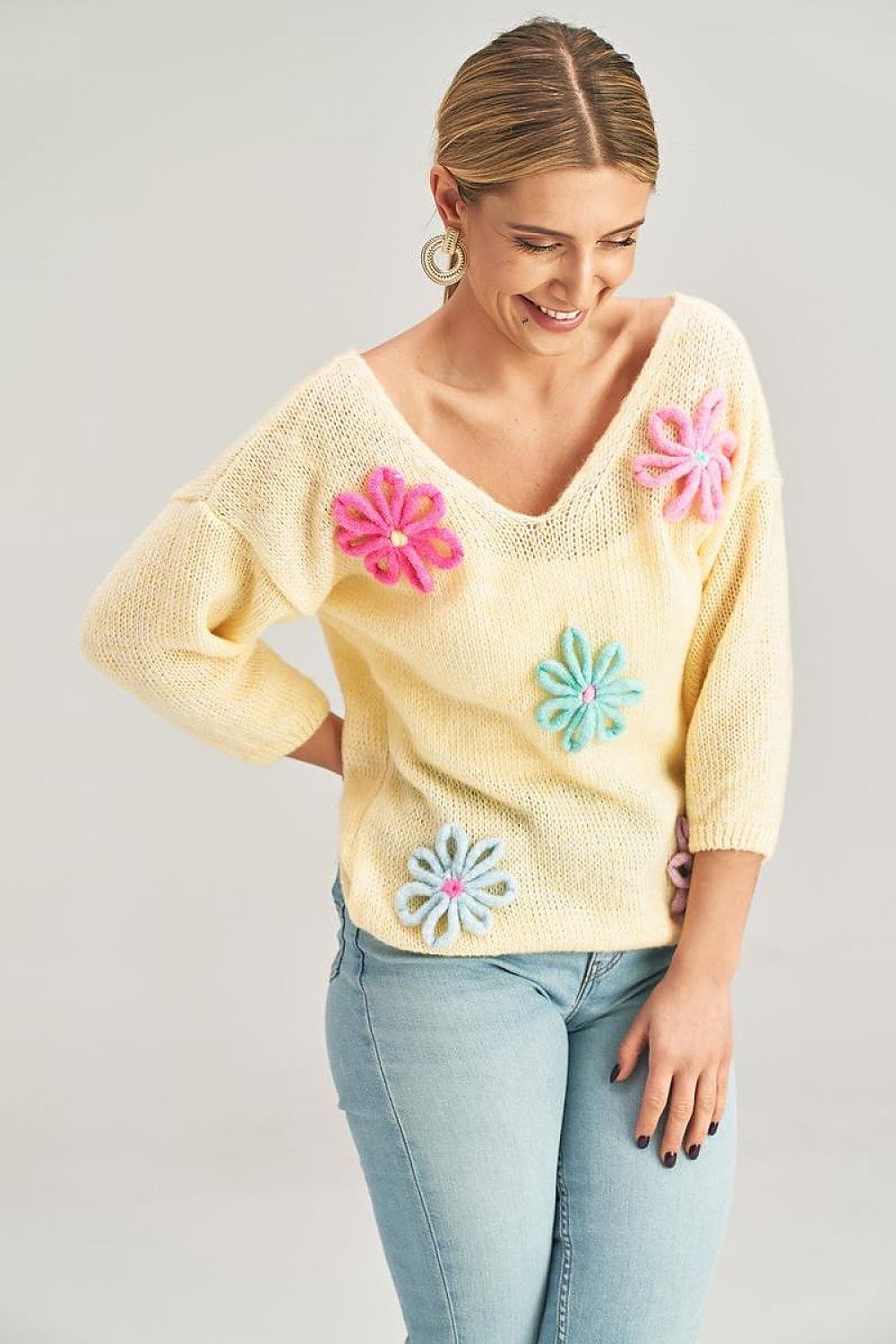 PULL À MOTIFS ROSES