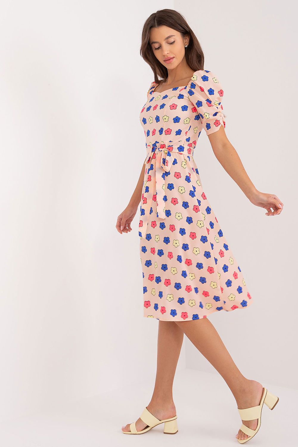 Robe de jour model 197735 Lakerta