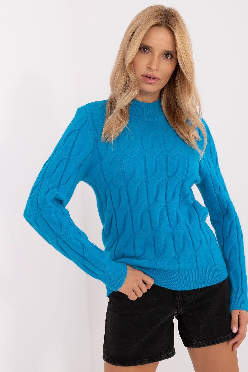 PULL TORSADÉ COL MONTANT