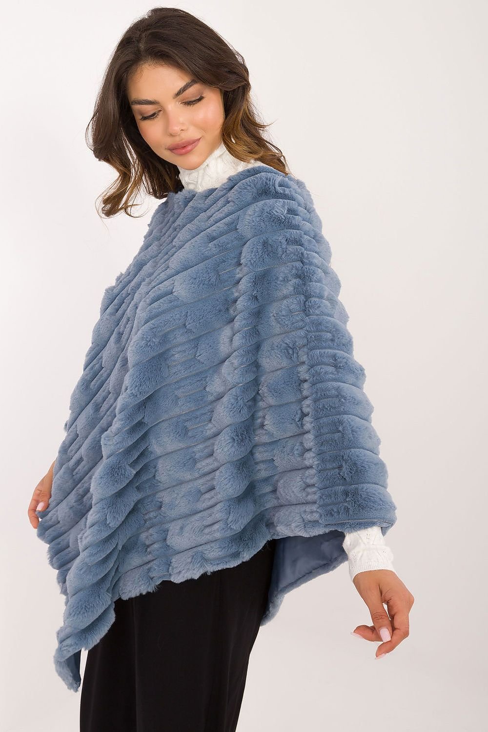 PONCHO TEXTURÉ AVEC DOUBLURE