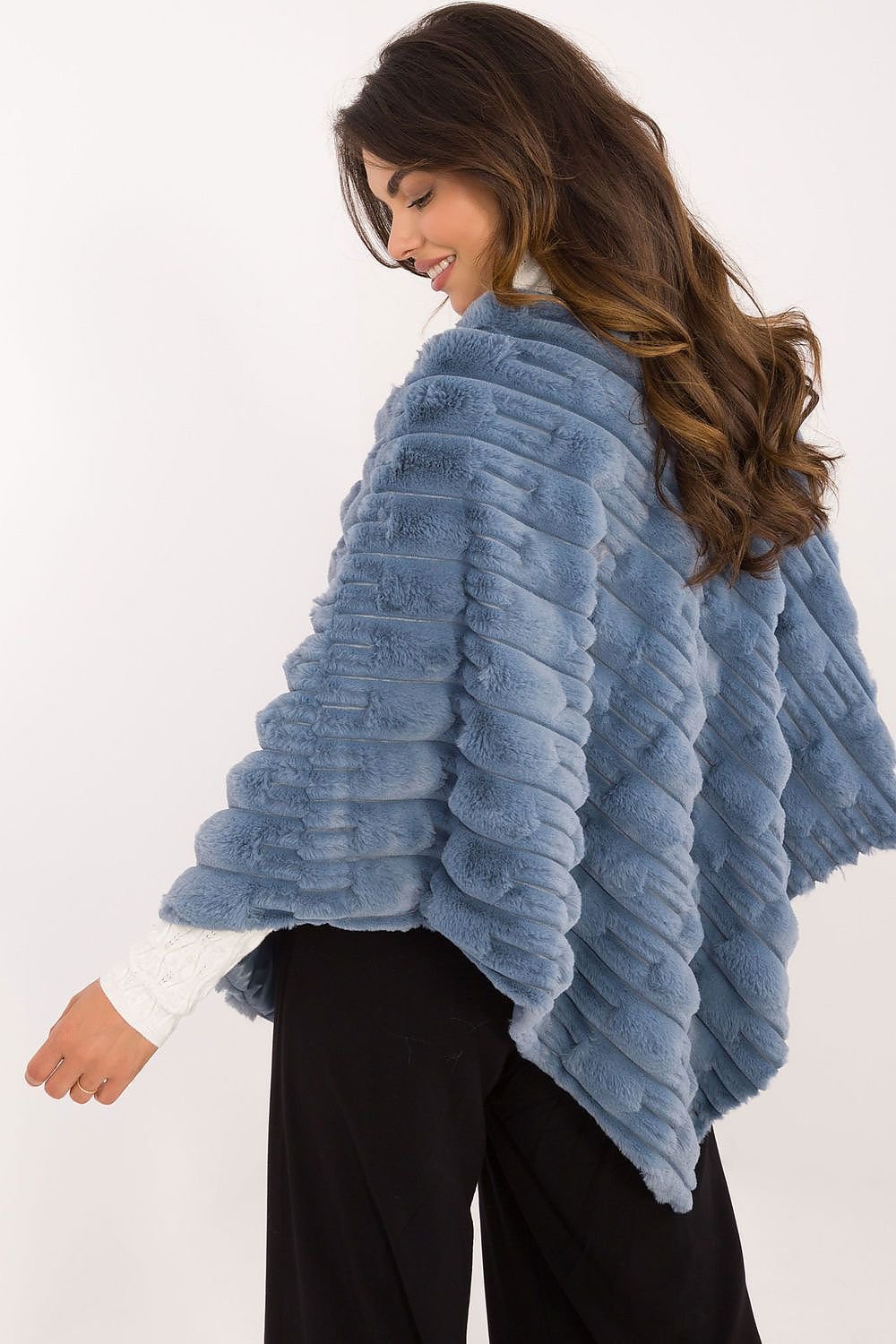 PONCHO TEXTURÉ AVEC DOUBLURE