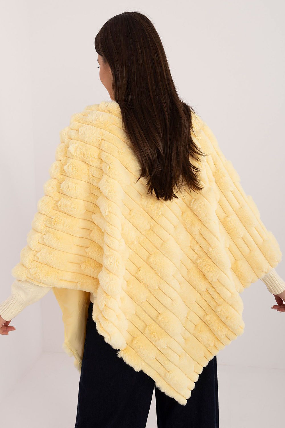 PONCHO TEXTURÉ AVEC DOUBLURE