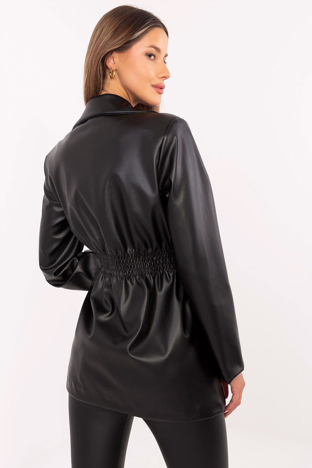 VESTE SIMILI-CUIR CEINTRÉE À DOUBLE BOUTONNAGE