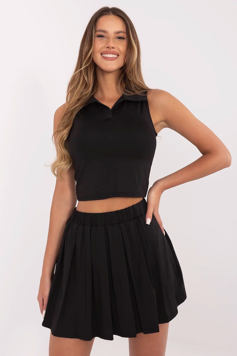 L`ensemble model 211230 NM