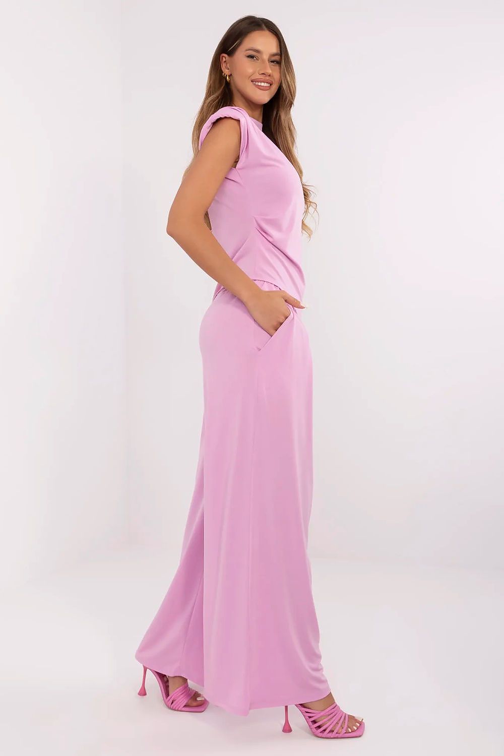 L`ensemble model 211275 Italy Moda