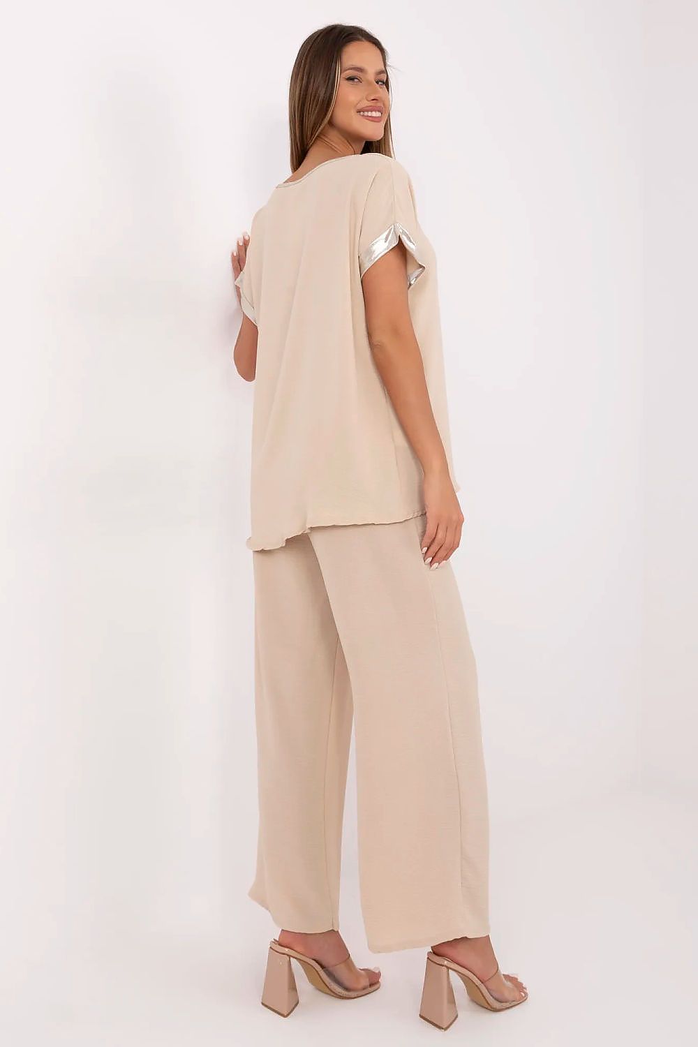 L`ensemble model 211449 Italy Moda