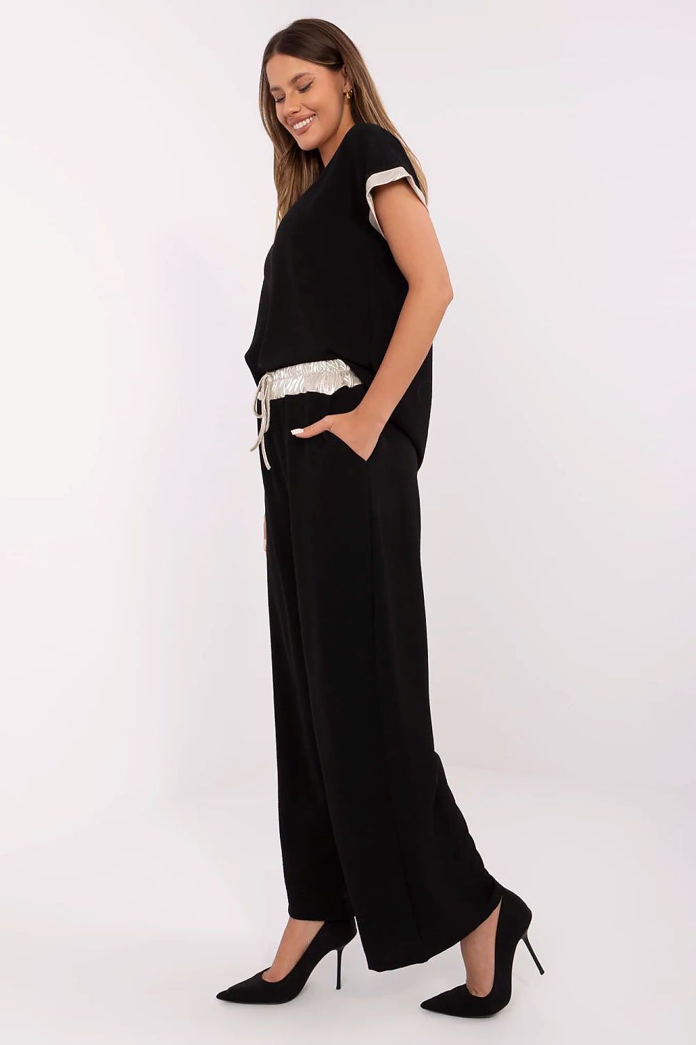 L`ensemble model 211452 Italy Moda