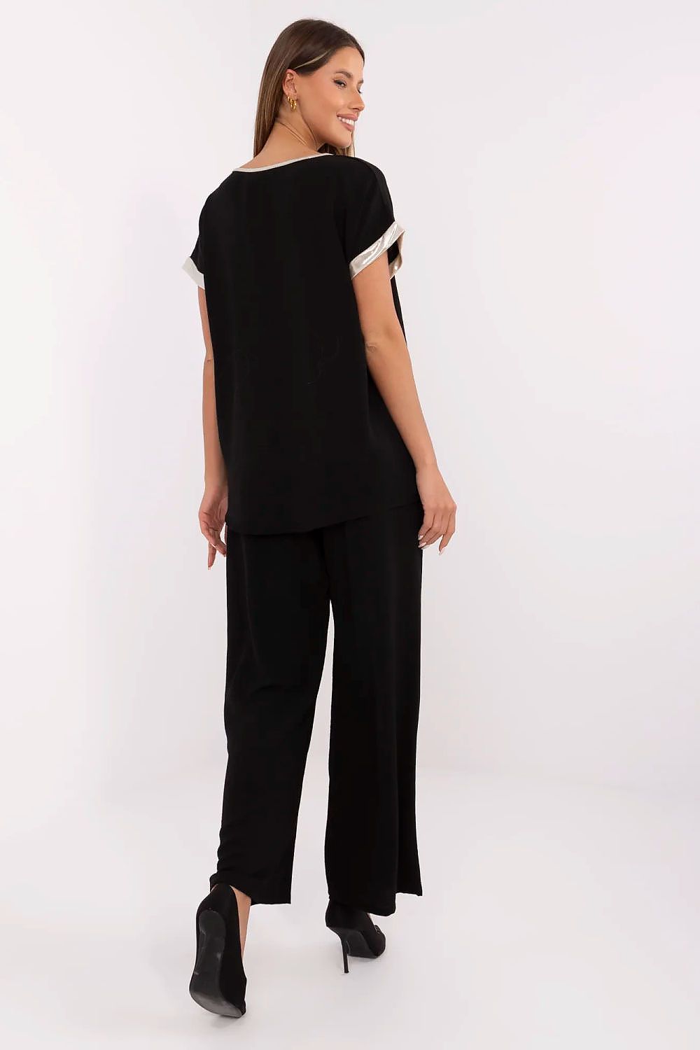 L`ensemble model 211452 Italy Moda