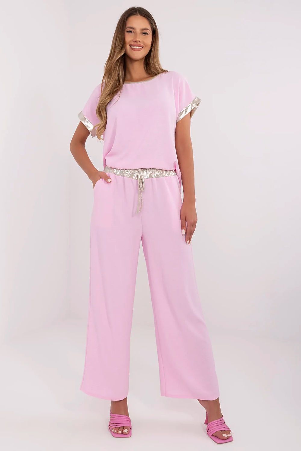 L`ensemble model 211453 Italy Moda