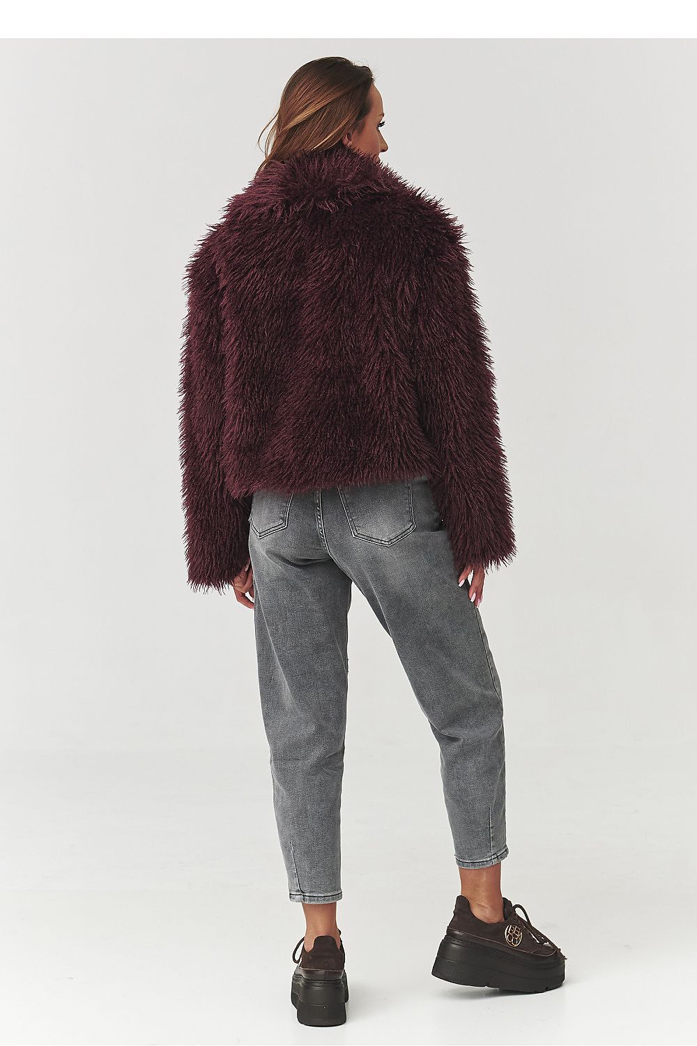 Veste model 219750 Makadamia