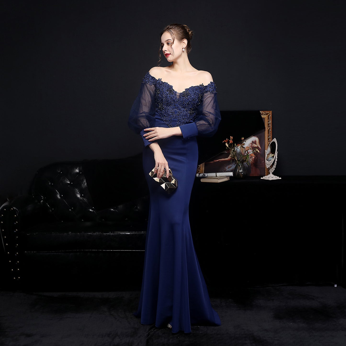 ROBE DE SOIRÉE SATIN EN DENTELLE