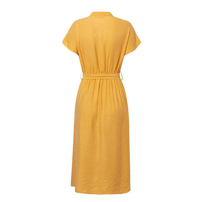 ROBE DÉCONTRACTÉE MI-LONGUE AVEC CEINTURE