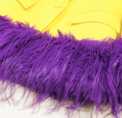 BLAZER JAUNE DÉTAILS PLUMES VIOLET