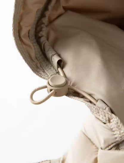 DOUDOUNE À CAPUCHE IMPERMÉABLE