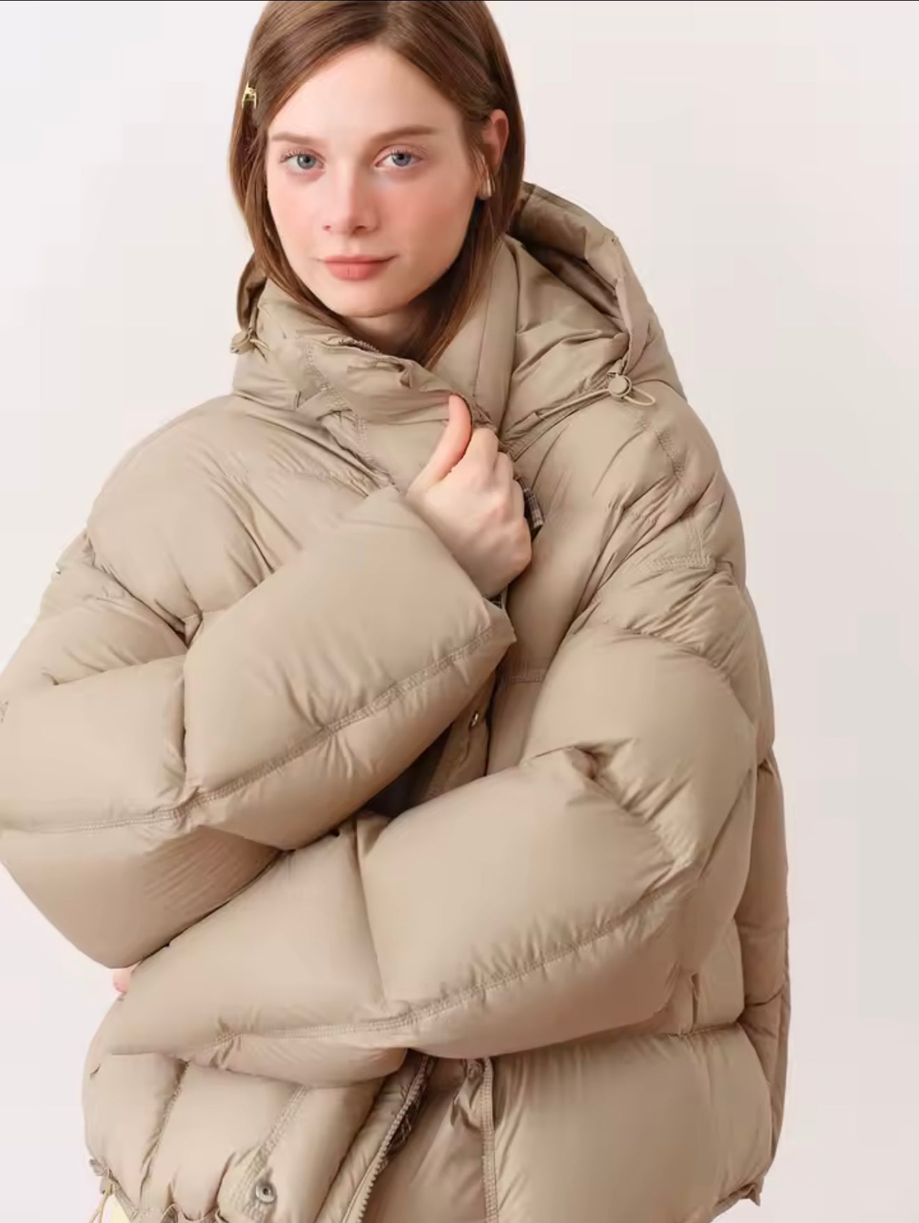 DOUDOUNE À CAPUCHE IMPERMÉABLE