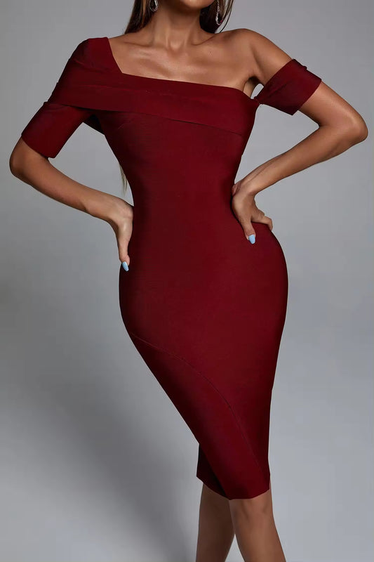 ROBE MOULANTE BORDEAUX MANCHES COURTES