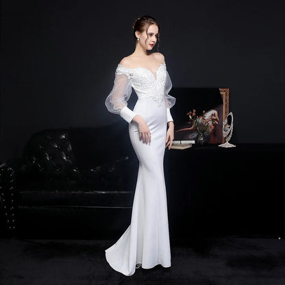 ROBE DE SOIRÉE SATIN EN DENTELLE