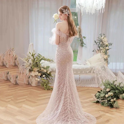 ROBE DE SOIRÉE SIRÈNE PERLÉE AVEC TRAÎNE