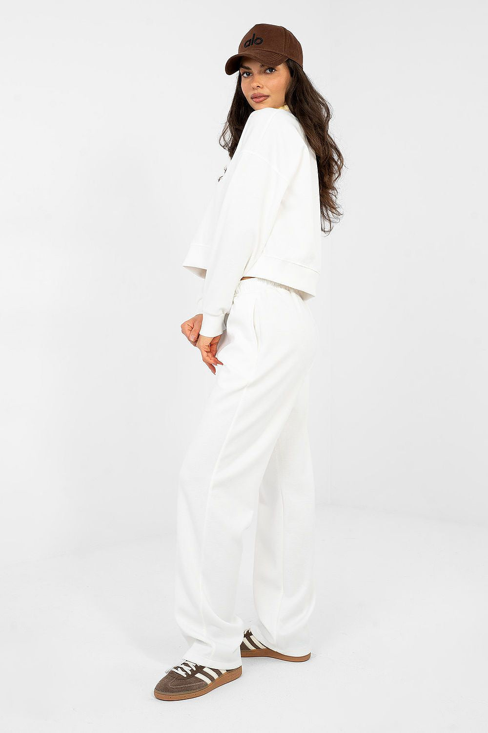  L`ensemble model 224068 Italy Moda 