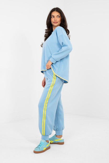  L`ensemble model 224613 Rue Paris 