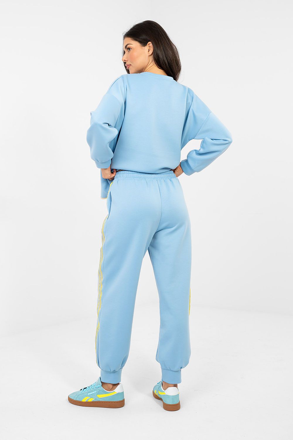  L`ensemble model 224613 Rue Paris 