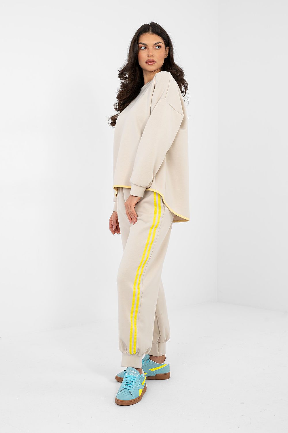  L`ensemble model 224614 Rue Paris 