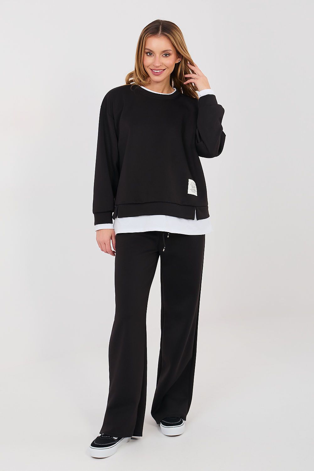  L`ensemble model 224659 Rue Paris 