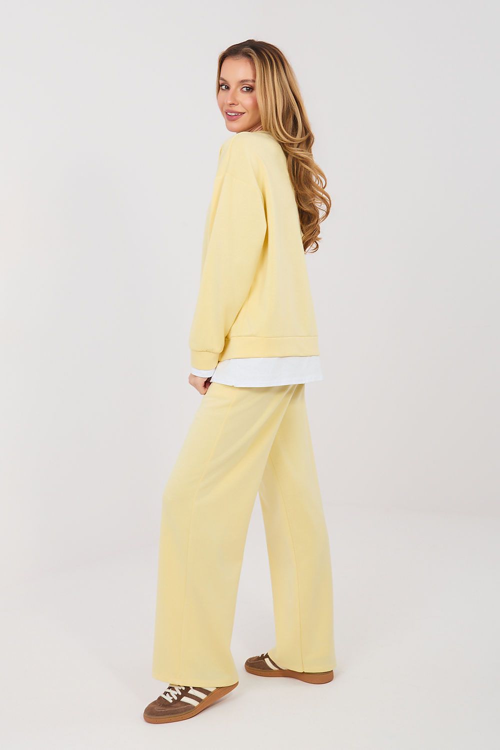  L`ensemble model 224660 Rue Paris 