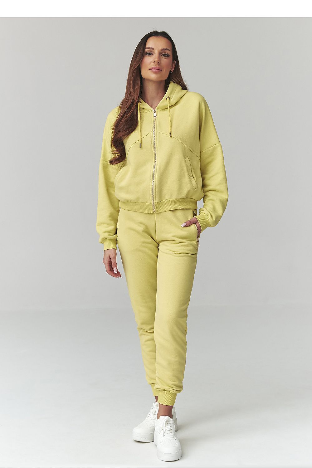  L`ensemble model 225695 Makadamia 